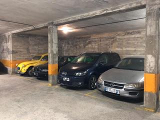 Parking coche en Teis
