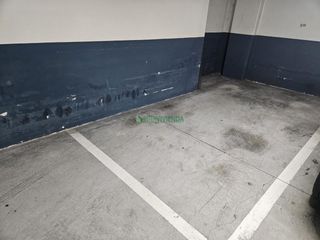 Parking voiture à Centro - Areal