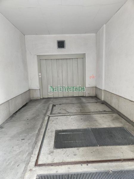 Foto 28ae9c0c-5c3e-4029-8782-d7a2a8503a2d. Posto auto in Centro - Areal Vigo