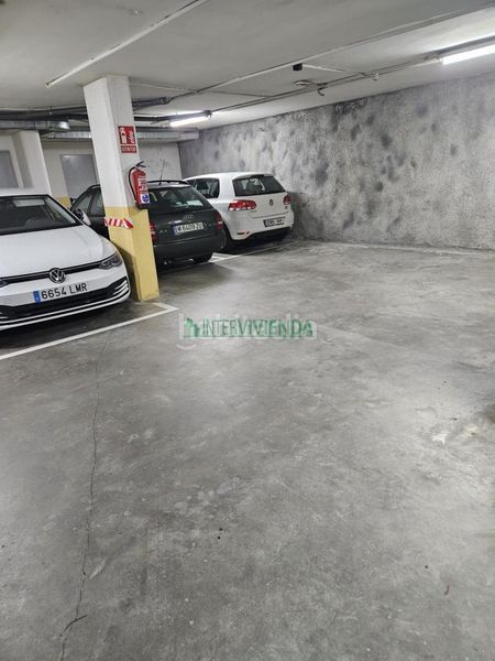 Foto 81211ff7-47fd-4bac-b3fa-77cfb21ca4f3. Posto auto in Centro - Areal Vigo