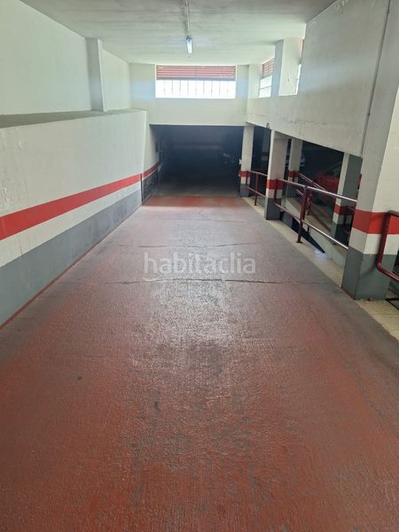 Foto 30759f4f-e3c5-412d-9ab6-757d059d31e0. Aparcament cotxe a calle de panaderos 4 a Caño Argales Valladolid