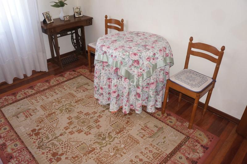 Foto 38ddc5e8-db5a-4ce5-9b66-a0f32577fa30. Casa con riscaldamento parcheggio in Entrena