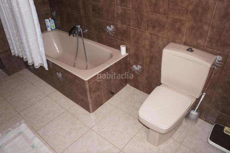 Foto 828c6a45-cdd1-40cb-a32c-4447e0ef265a. Casa con riscaldamento parcheggio in Entrena