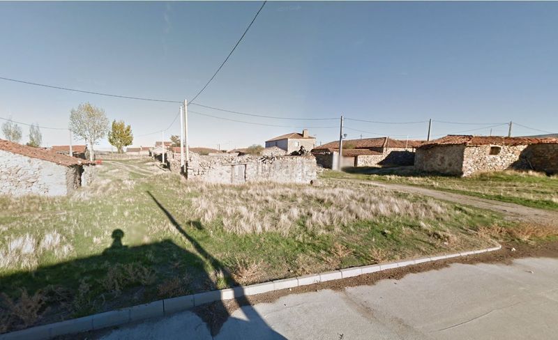 Foto 5b1b4ceb-5cd2-4e82-b392-add4de135902. Terreny residencial a Padiernos