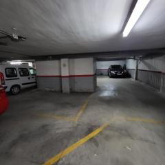 Alquiler Parking coche en Santo Tomás. Garaje en alquiler en san roque