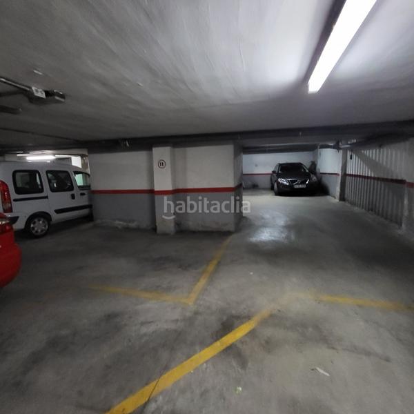 Foto 20443882-f754-4e6a-8ea2-5300c49cfcba. Aparcament cotxe a Santo Tomás Ávila