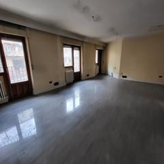 Pis a Santo Tomás. Piso de 225 m2 en el centro