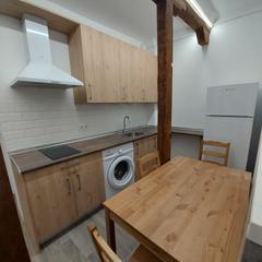 Location Appartement à Sur. Apartamento en el centro de ávila