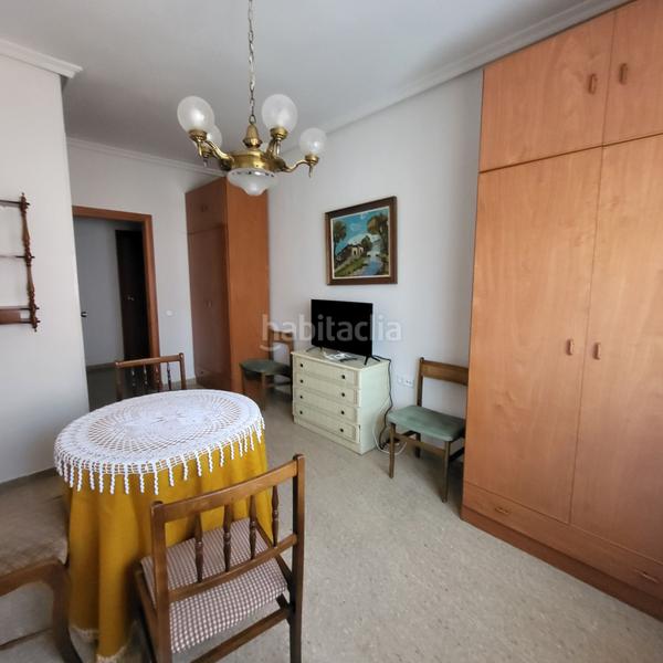 Foto 4558d9e1-2a45-406b-a8ef-6b65e7318fd2. Miete etagenwohnung mit heizung in Centro Ávila