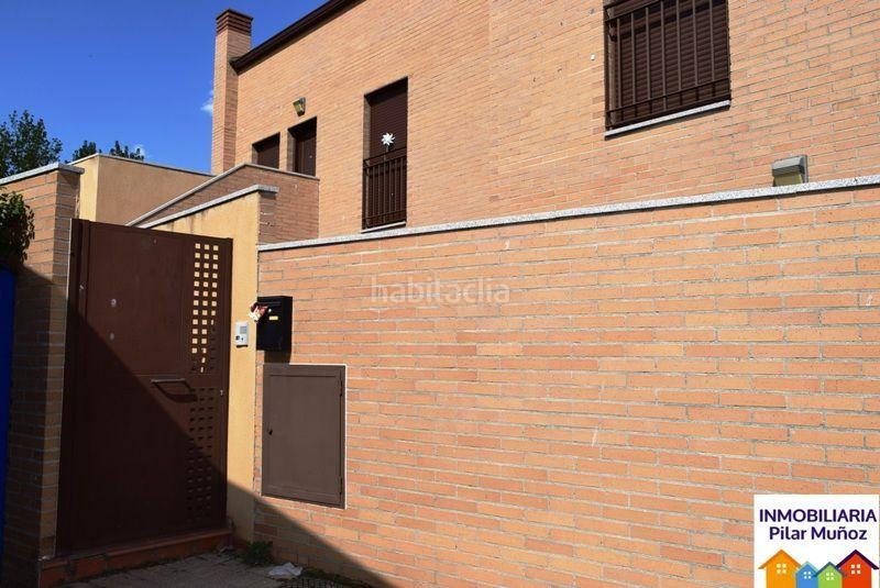 Foto 1ece6d88-c452-40b2-9774-cfa996126cfe. Dúplex duplex en en Fresno (El)