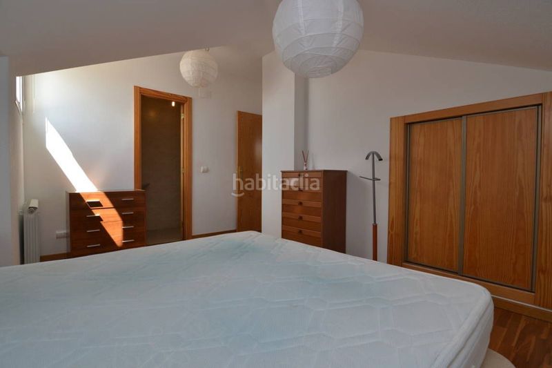 Foto 008a4620-8854-4c82-bd00-3ec88b69701b. Lloguer àtic amb calefacció a Sónsoles Ávila