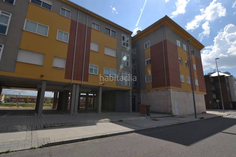 Foto 3730d44b-cc2a-46a9-b3e7-b839df3e3d55. Lloguer àtic amb calefacció a Sónsoles Ávila