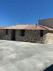 Location Maison à Padiernos. Descubre esta oportunidad en aldealabad!