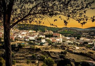 Rent Flat in San Bartolomé de Pinares. Escapada con encanto a 20 min de ávila