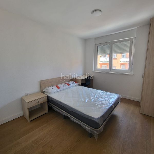 Foto c5b6e6b7-dc8b-4131-8d66-33658e6e7a90. Rent flat with heating in Centro Ávila