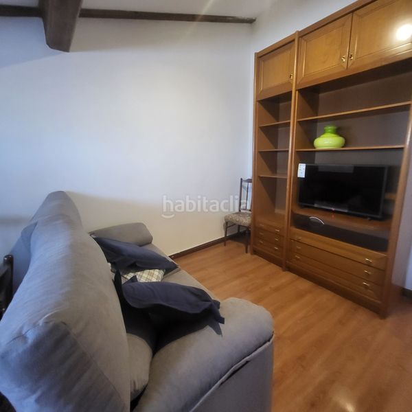 Foto e4fa84d6-c1ed-4894-bd17-ac1632c9c6b9. Lloguer apartament amb calefacció a Murallas Ávila