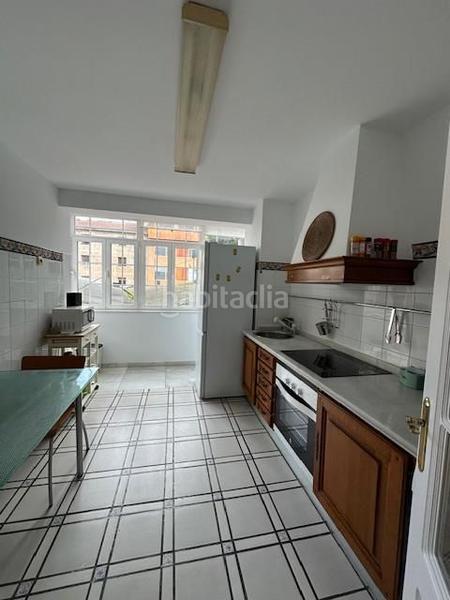 Foto eb02fb39-5711-434a-9c06-d5189d57e615. Miete appartement in Centro Avilés