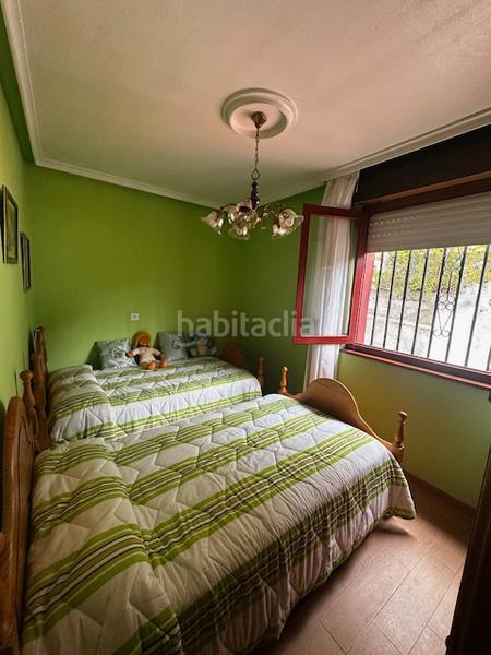 Foto 3d1c6e95-00d4-47b1-96d9-8ac2c9cc2249. Casa bifamiliare in calle cimadevilla 18 in Cudillero