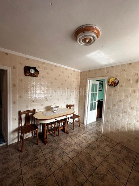 Foto b47a8e27-bb4c-4eaf-b64f-57c701e1ce1a. Casa bifamiliare in calle cimadevilla 18 in Cudillero