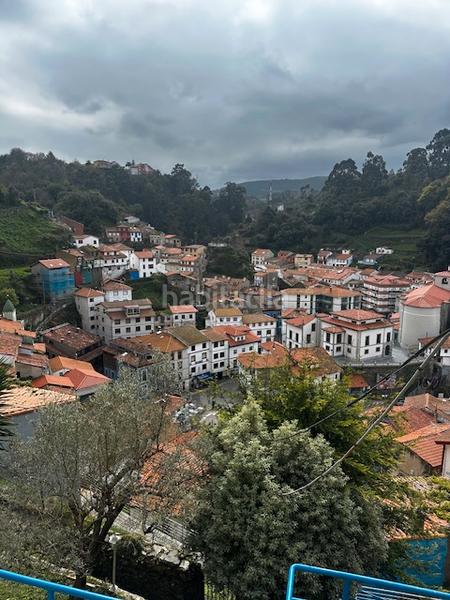Foto bddc39ba-71c4-4d7b-9603-18f2f6df8389. Casa bifamiliare in calle cimadevilla 18 in Cudillero
