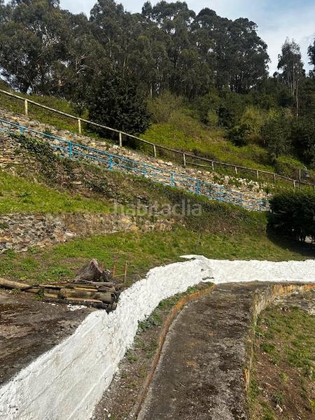 Foto f971d40c-b1b2-4da0-8f29-6dfdc5504725. Casa bifamiliare in calle cimadevilla 18 in Cudillero