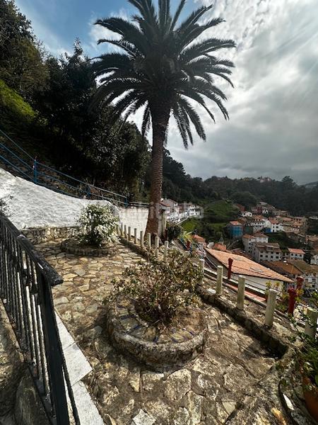 Foto feca8286-398a-4b4f-9f83-8b013ba1e304. Casa bifamiliare in calle cimadevilla 18 in Cudillero