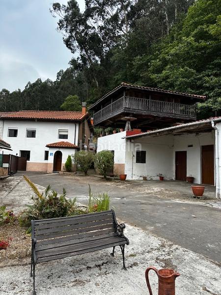 Foto e780c276-af51-4f1a-bba2-e47a4a7807b7. Casa aparellada a aldea peñaullan 111 a Pravia