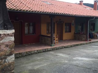 Lloguer Casa aparellada a As-347 25. Casa con porche