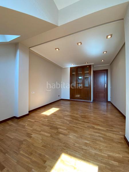 Foto b4828c9d-456a-4d31-b477-4c0ce78c681f. Dúplex en calle pico agudo 2 duplex Coto Carcedo en Castrillón
