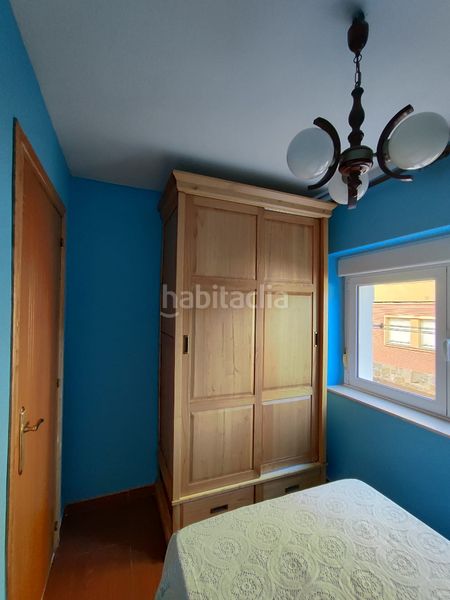 Foto 4795d8ca-66ba-4298-a0e2-fcb1457876f0. Piso en santa catalina 14 en Pravia