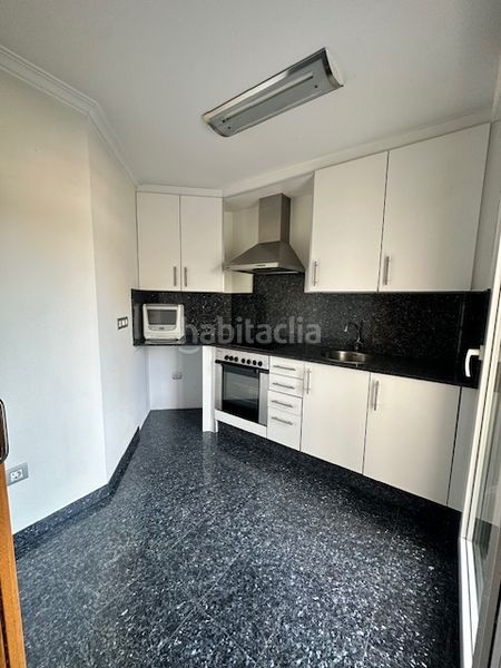 Foto 40128e26-f4b2-4f74-8841-cb2cf09ab3e3. Duplex avec chauffage parking dans Pravia