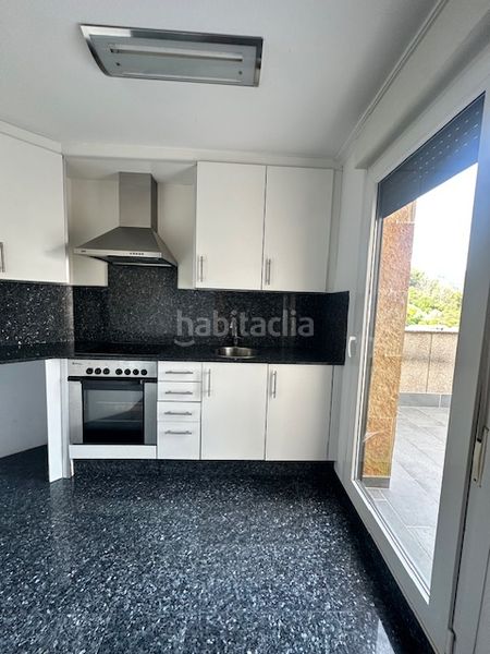 Foto d7b72fb9-658b-4fc1-88a1-875b74e4c5f3. Duplex avec chauffage parking dans Pravia