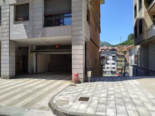 Parking voiture  Trenbide kalea