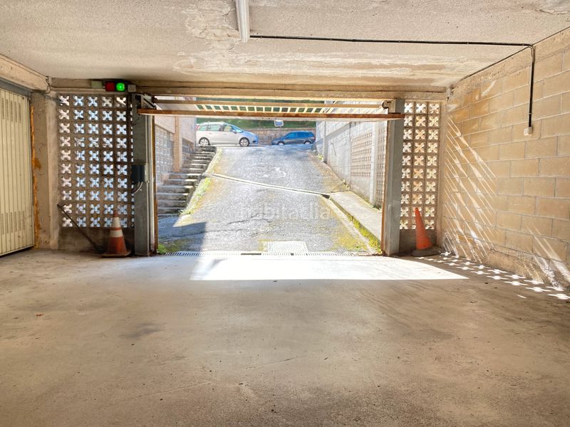 Foto c82f615b-361f-4cd2-8fb0-ed20f5ecc21e. Car parking in Elgoibar