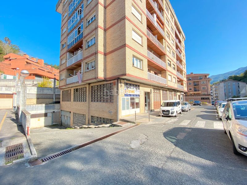 Foto e9968c7a-db50-40ae-9616-a09e2ebd5b77. Car parking in Elgoibar