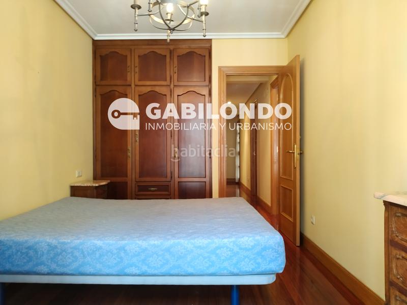 Foto 1dd754c3-ee02-4a6b-aac8-33539fb4fbbe. Flat with heating parking in Elgoibar