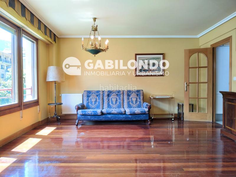 Foto 3dd5efbd-e2f5-4e4f-a482-b782db4cea9b. Flat with heating parking in Elgoibar