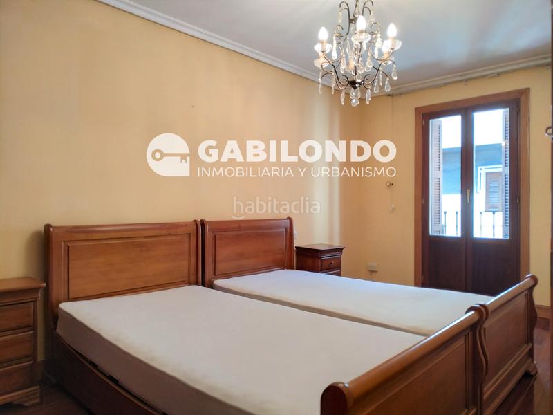 Foto ac393e71-f8bf-4cd8-b810-27513f78ea8a. Flat with heating parking in Elgoibar