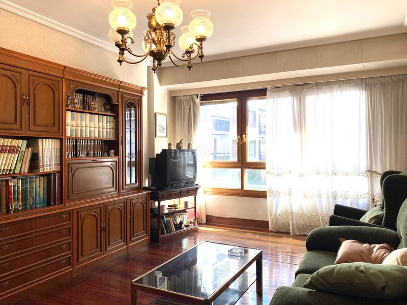 Foto 644881f7-612e-45c2-bfe2-4b4cc7a8f9fb. Piso en Elgoibar