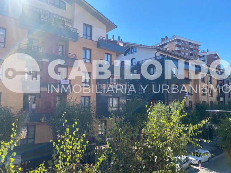 Foto 4c22fa8f-5c13-4158-b8d1-742f5689d8b0. Pis amb calefacció aparcament a Elgoibar