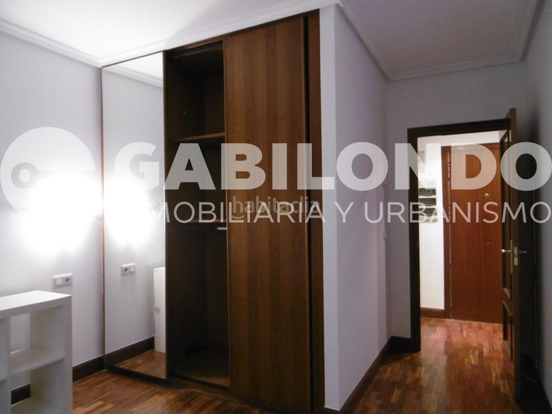 Foto 581a4be5-477d-4ea5-9974-0fe58df88639. Pis amb calefacció aparcament a Elgoibar