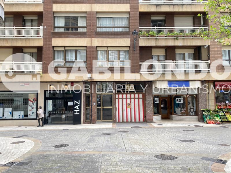 Foto a0f897b8-7a1f-4389-93fa-fb76803e571a. Aparcament cotxe a Elgoibar