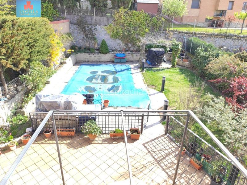 Foto 94069a97-afd6-4b52-8740-15fe5b9a8331. Towny house with heating parking pool in Hervencias Ávila