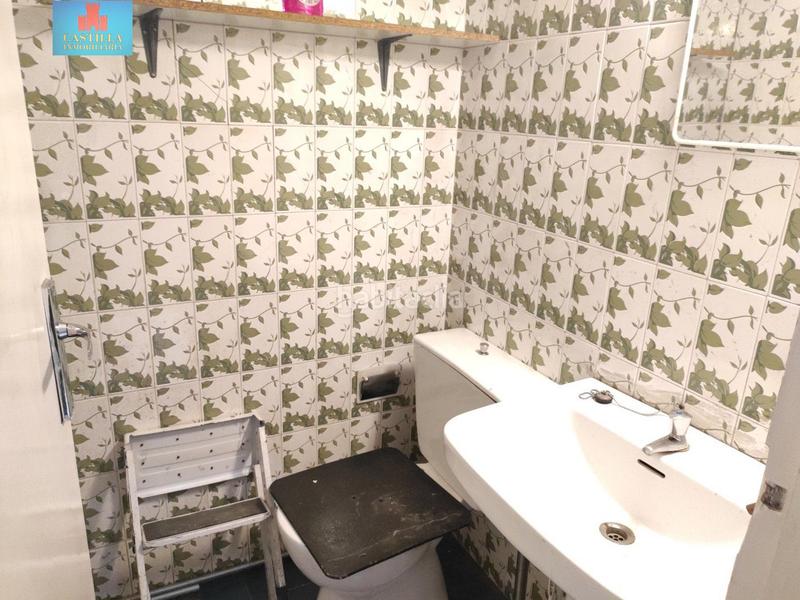 Foto 3eacceed-02d9-436a-8aad-7cd49acdfd56. Alquiler local comercial magnífico local Centro 50m escaparate 5m en Ávila