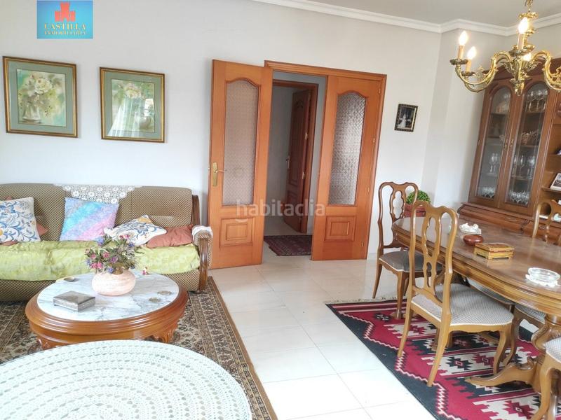 Foto 2604cde2-fb88-4070-a64f-1ef19eba0ed2. Chalet avec chauffage parking dans Velayos