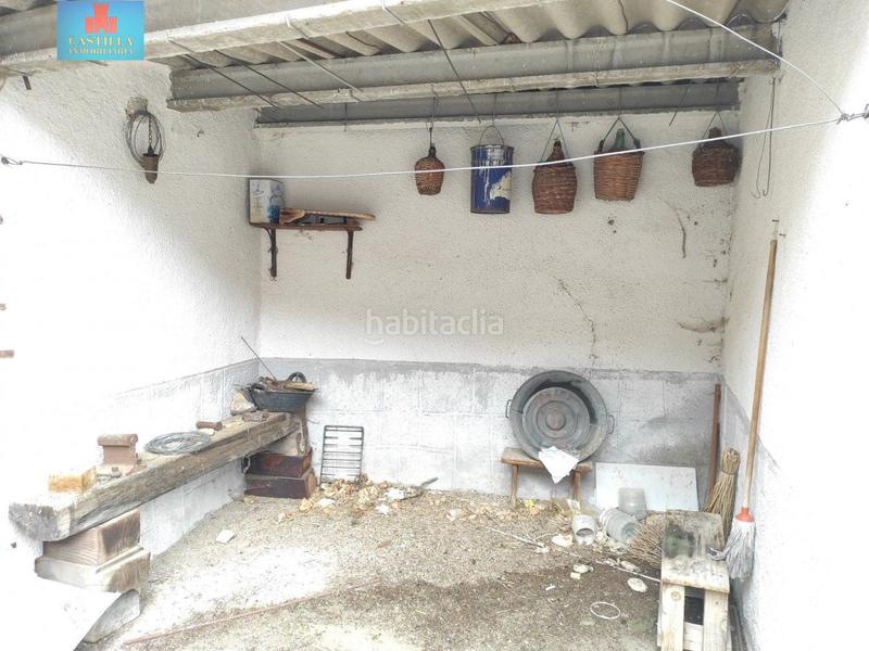 Foto 358b0504-8dc1-40ab-a04b-890a33e89665. Chalet avec chauffage parking dans Velayos