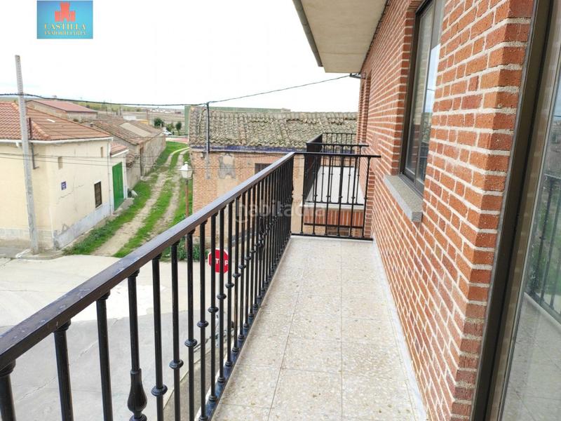 Foto 46b08674-60d8-4c20-8d53-80722bb8f6e8. Chalet avec chauffage parking dans Velayos