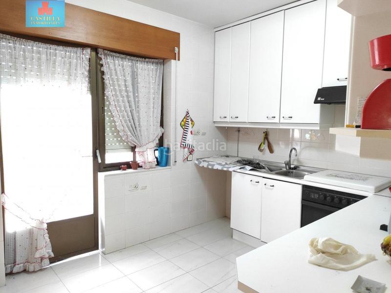 Foto ccb6daa7-dd6a-4b61-bf1c-a05320c53327. Chalet avec chauffage parking dans Velayos