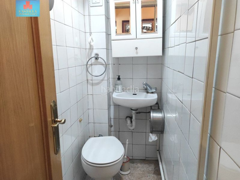 Foto d328e142-f87a-4cd5-9e61-c28b4690947b. Local comercial a Centro Ávila