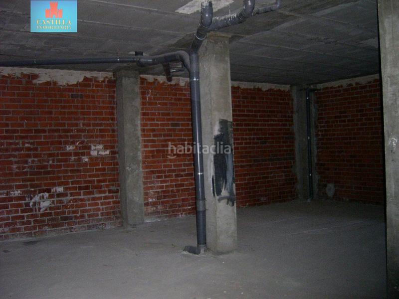 Foto 42213343-553c-4667-a897-61a24154b342. Lloguer local comercial a Sónsoles Ávila